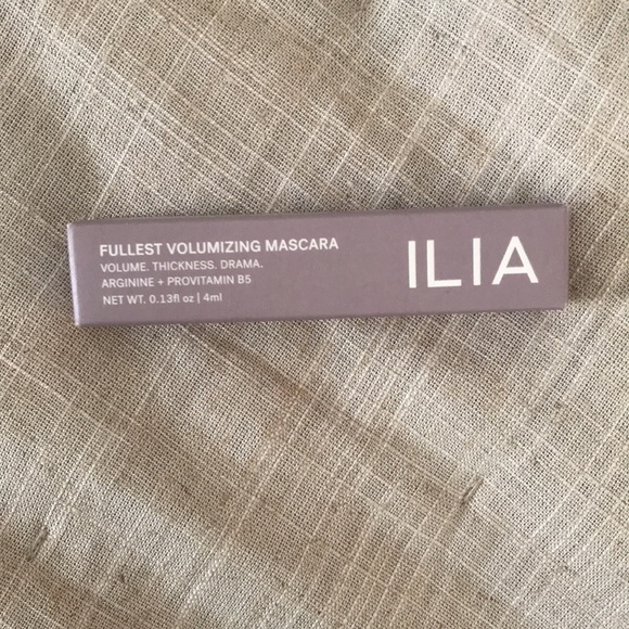 Ilia Fullest Volumizing Mascara Mini - Picture 4 of 6
